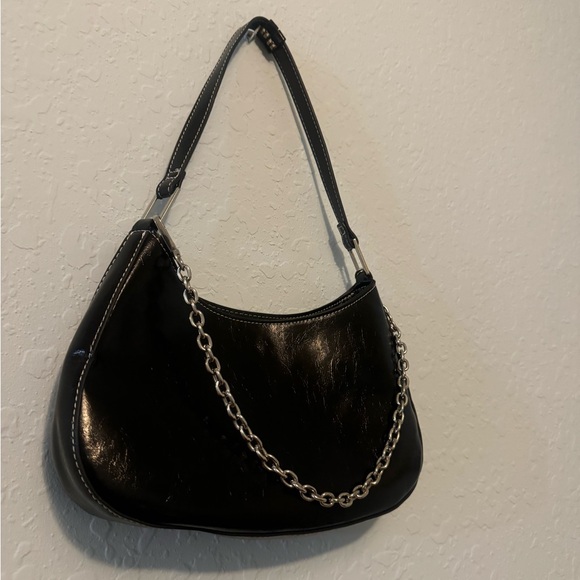 Urban Outfitters Handbags - Urban Outfitters Black Purse with Silver Chain